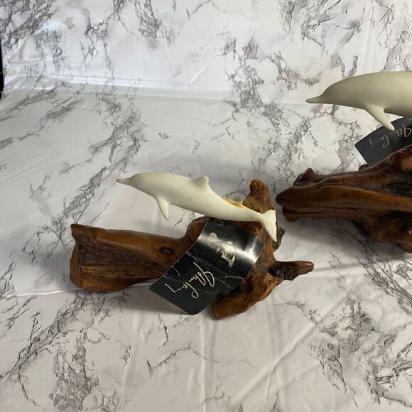 John Perry Dolphins on A Wood Sculpture Base - Picture 6 of 7